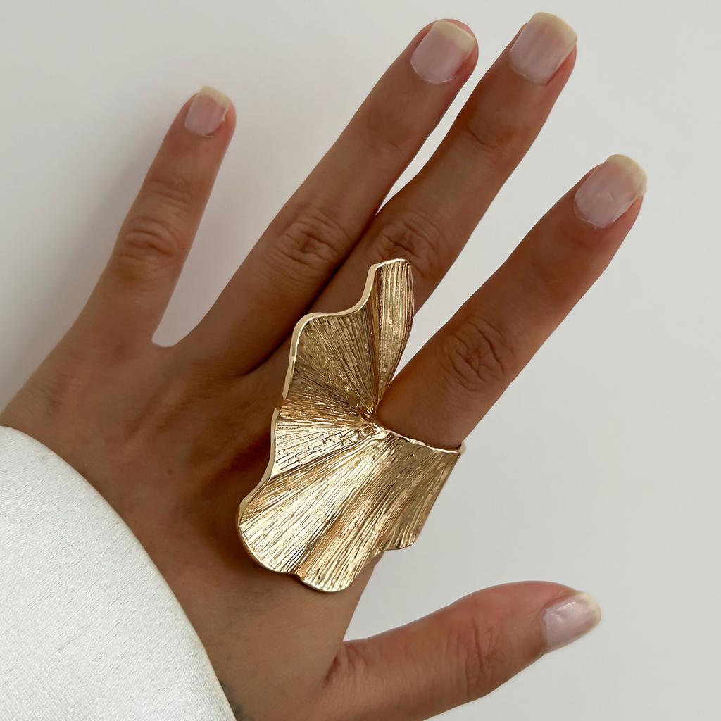 Ingemark 6 Styles Unique Large Petal Flower Twisted Wave Rings for Women Vintage Geometric Adjustable Ring Jewelry Steampunk Men