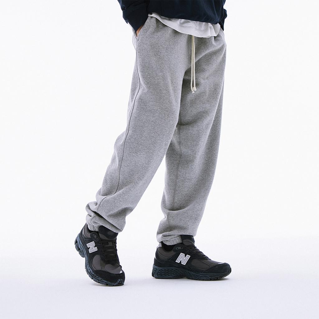 New Balance 2002R Черно-серые кроссовки унисекс M2002RBV