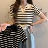 Женский полосатый трикотажный топ с коротким рукавом и воротником поло из ледяного шелка 2025