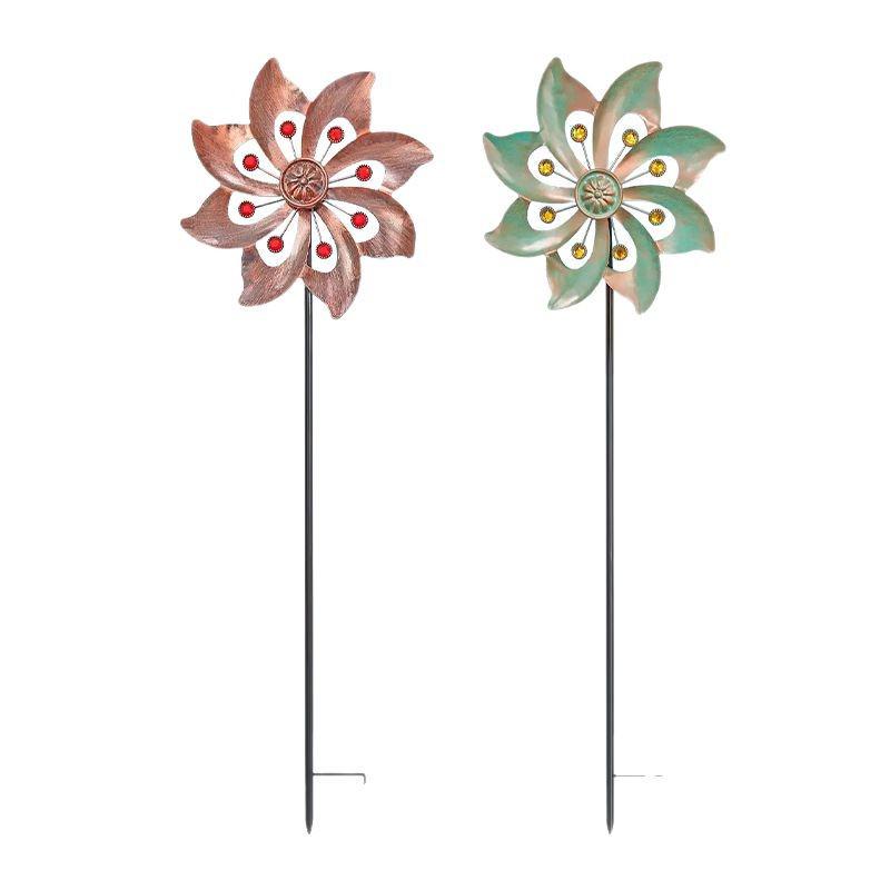 Outdoor Metal Windmill Ornament for Garden and Courtyard Decor