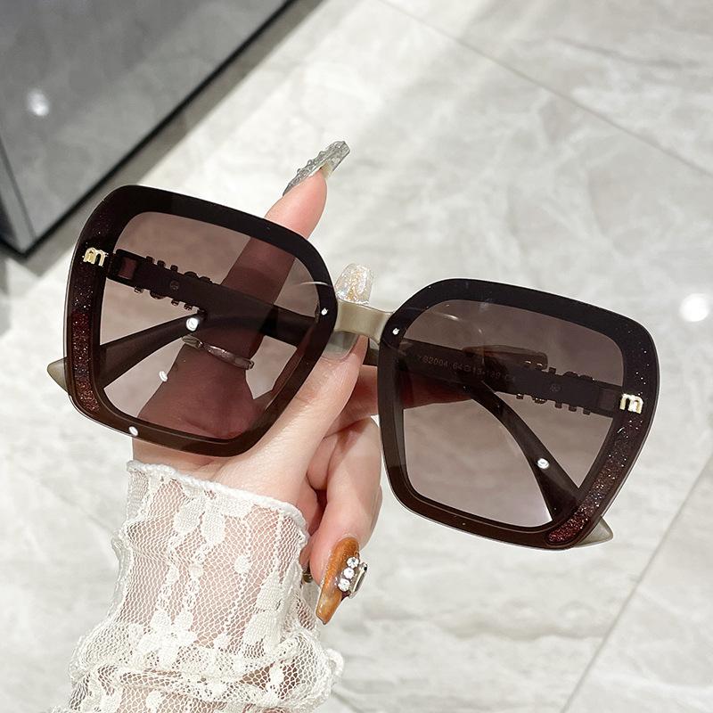 Солнцезащитные очки M Light Luxury Солнцезащитные очки Original Classic Temperament Gradual Change Солнцезащитные очки Advanced Glasses