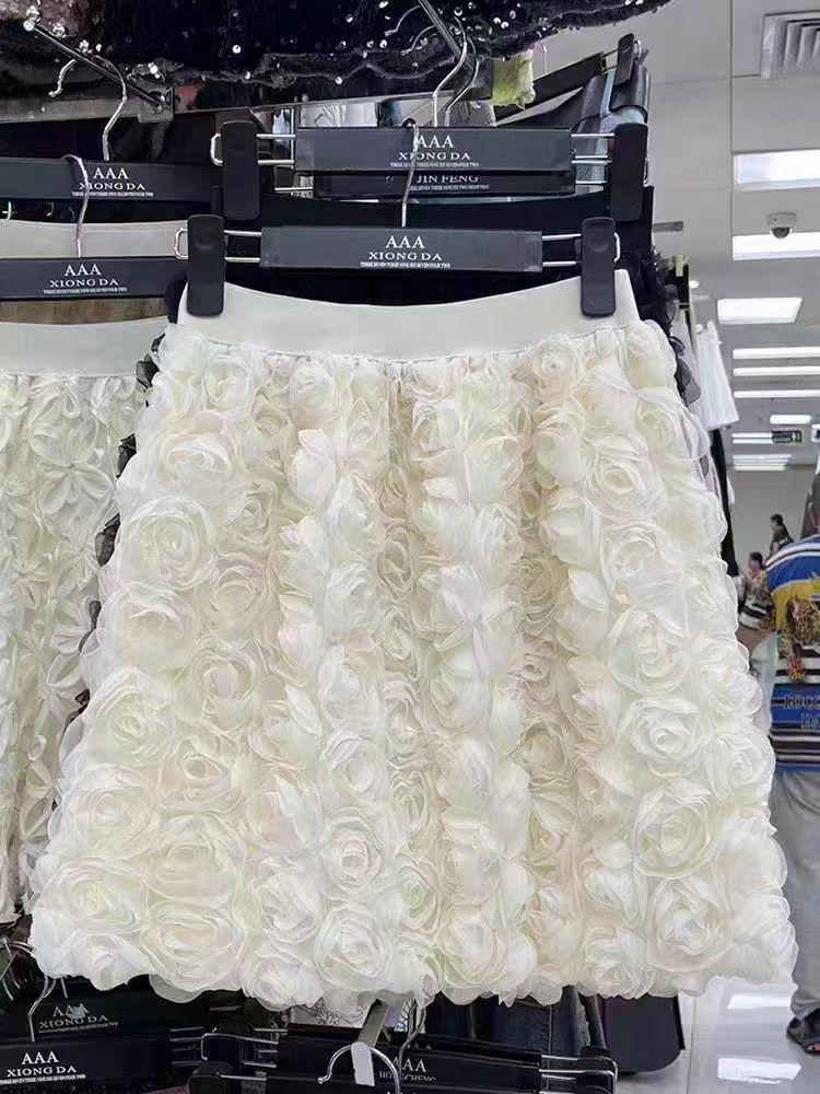 Женская европейская и американская A-силуэтная юбка с 3D-розами: Элегантная короткая юбка для похудения