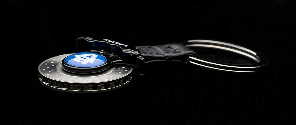 Брелок для ключей AUTOartDESIGN в виде тормозного диска (6-POT/черный суппорт)