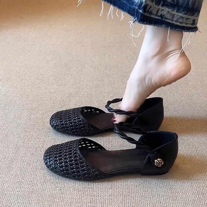 French Woven Hollow Design Sandals Women's Summer Wear 2025 New One-word with Camellia Bag and Flat Shoes