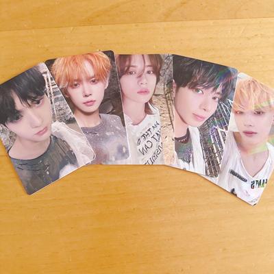 [Б/У] Торговые карточки TXT FREEFALL на Weverse (5 типов)