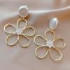 925 Silver Needle Simple Pearl Flower Earrings For Women Fashion High -End Metal Sense Temperament Earrings  Trend