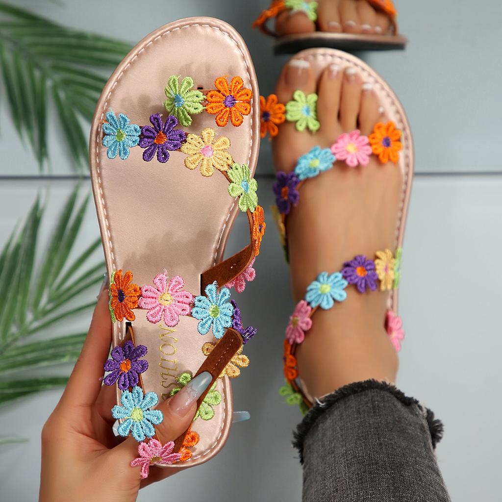 Fashion Summer Women Sandals Outdoor Open Toe Shoes Women Bohemian Lightweight Sandals Flower Flat Sandals Plus Size Holiday Beach Shoes