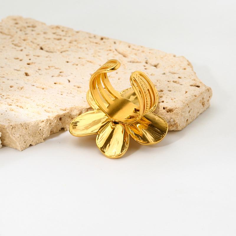 Французское ретро кольцо-цветок из нержавеющей стали с PVD-покрытием из 18-каратного золота для женщин