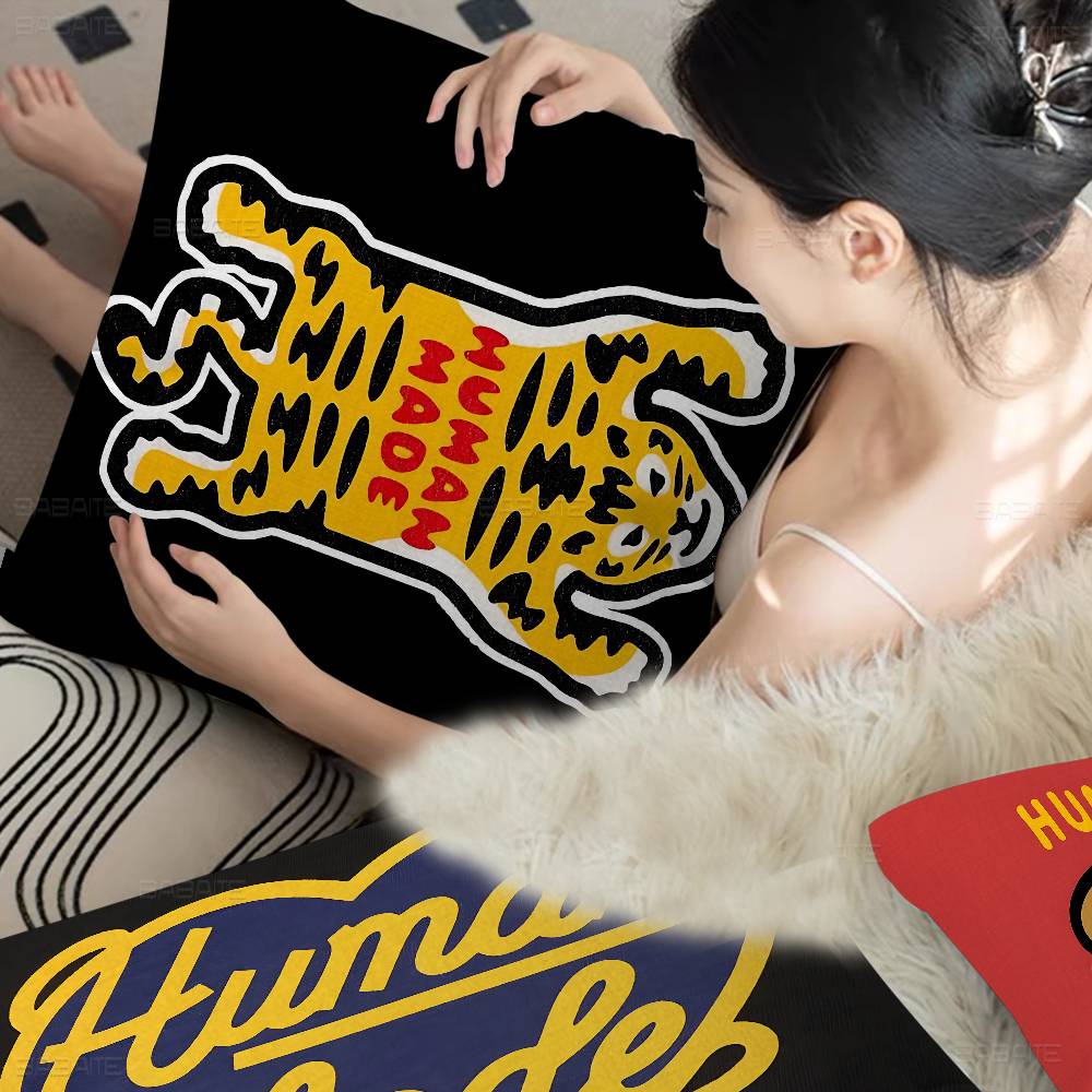 Luxury Brand Nigo H-Human M-Made Personalized Picture Text Home Decorative Pillows Household Gifts 45X45Cm