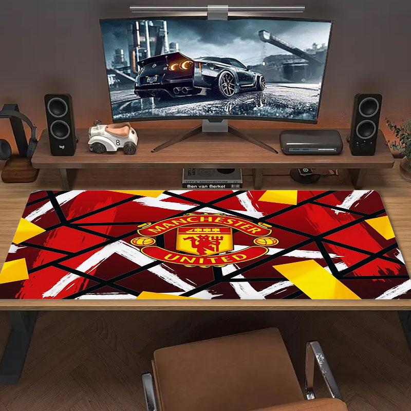Коврик для мыши Manchester United F Большого размера Большая подушка для игрового стола Нескользящий Коврик для ноутбука Планшета Большая мышь XXL Маленький коврик для ПК Игровой коврик с заблокированным краем