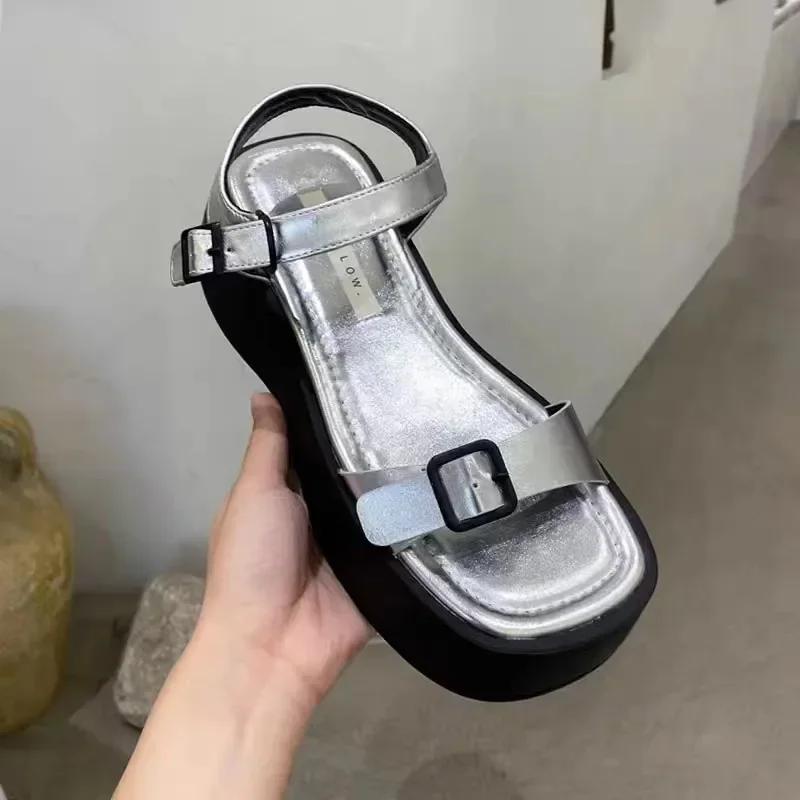 Летние женские сандалии-гладиаторы, модные элегантные туфли на плоской подошве с узкими ремешками, женские повседневные пляжные сандалии для отдыха на открытом воздухе, размеры 35-40