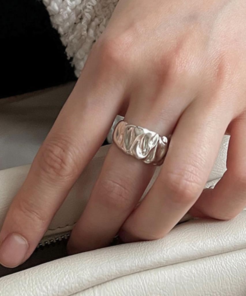 Siega House Shir Ring 02 (Glossy)