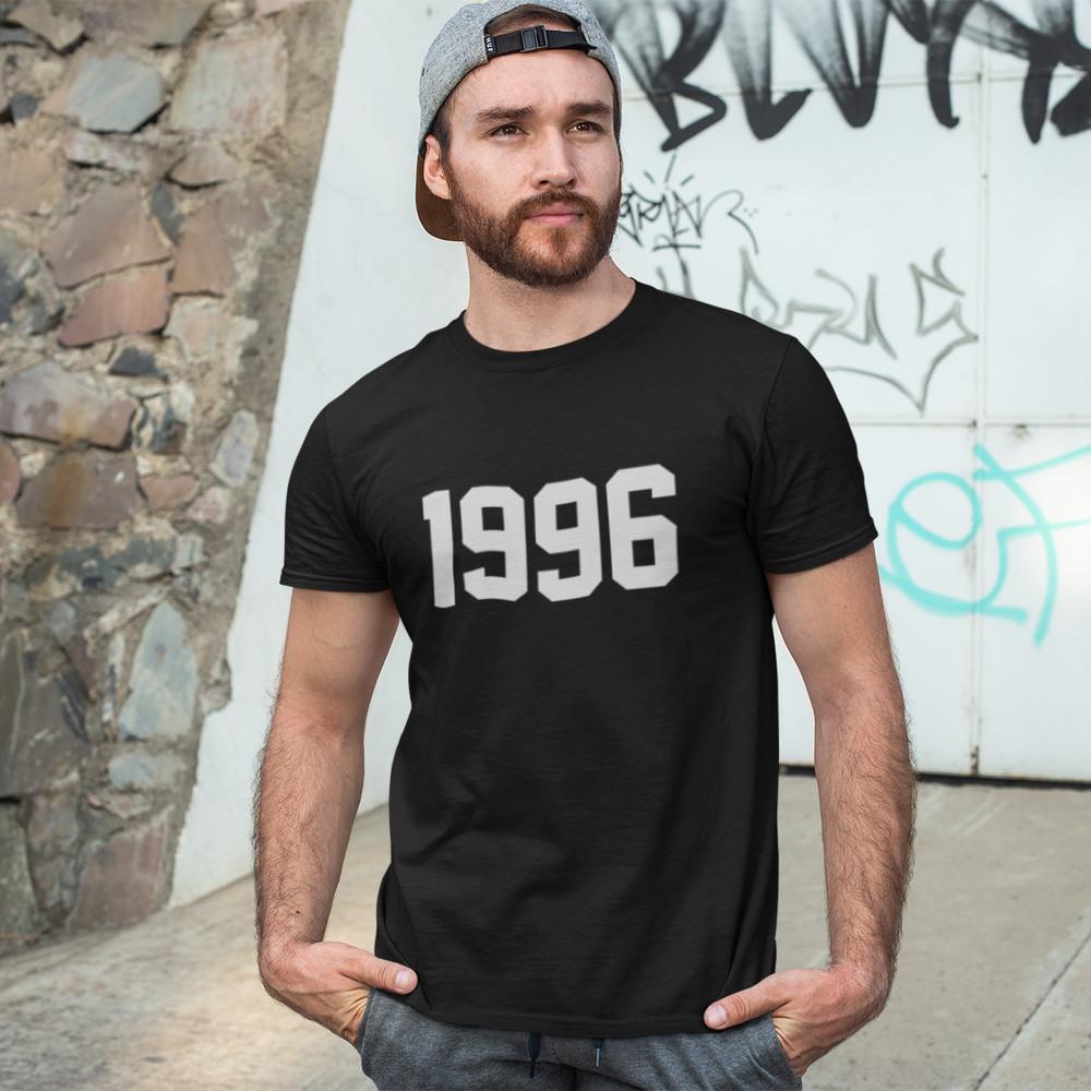 ФУТБОЛКА 1996 - ретро 90-х подарок на день рождения папа мама год рождения дата унисекс винтаж Унисекс Футболка