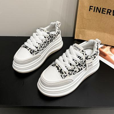 Маффины толстая подошва женские осенне-зимние легкие маленькие спортивные и повседневные туфли