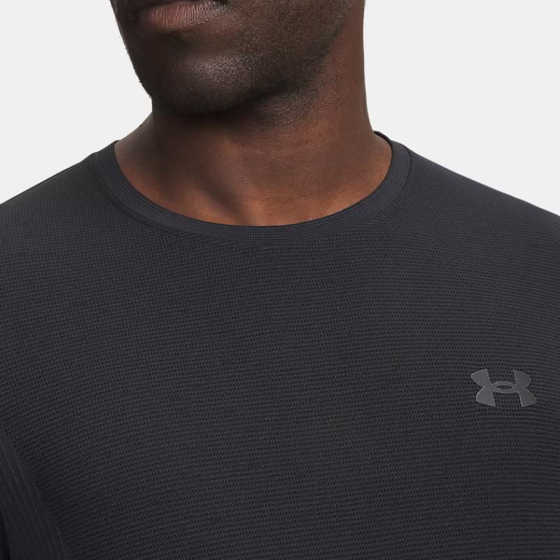 Men's Under Armour T-Shirts Men's Black Crew Neck