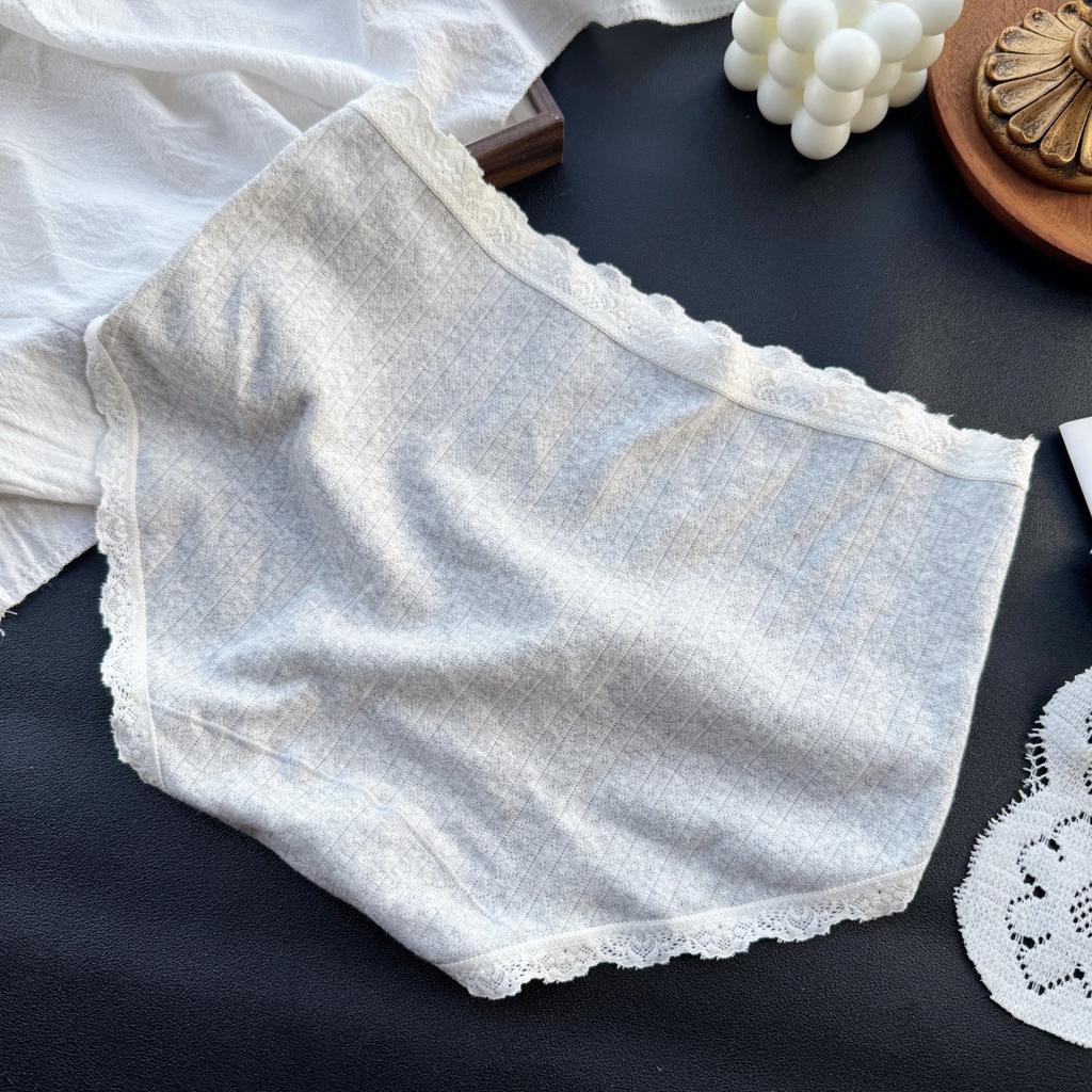 Ladies Spring and Autumn Cotton Comfortable Hip and Waist Underwear