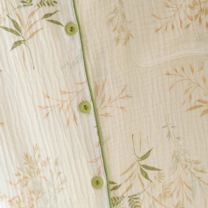 Spring / Summer Thin Cotton Double Gauze Pajamas Women's Short-sleeved Top + Shorts + Trousers Crepe 3-piece Home Service Suit