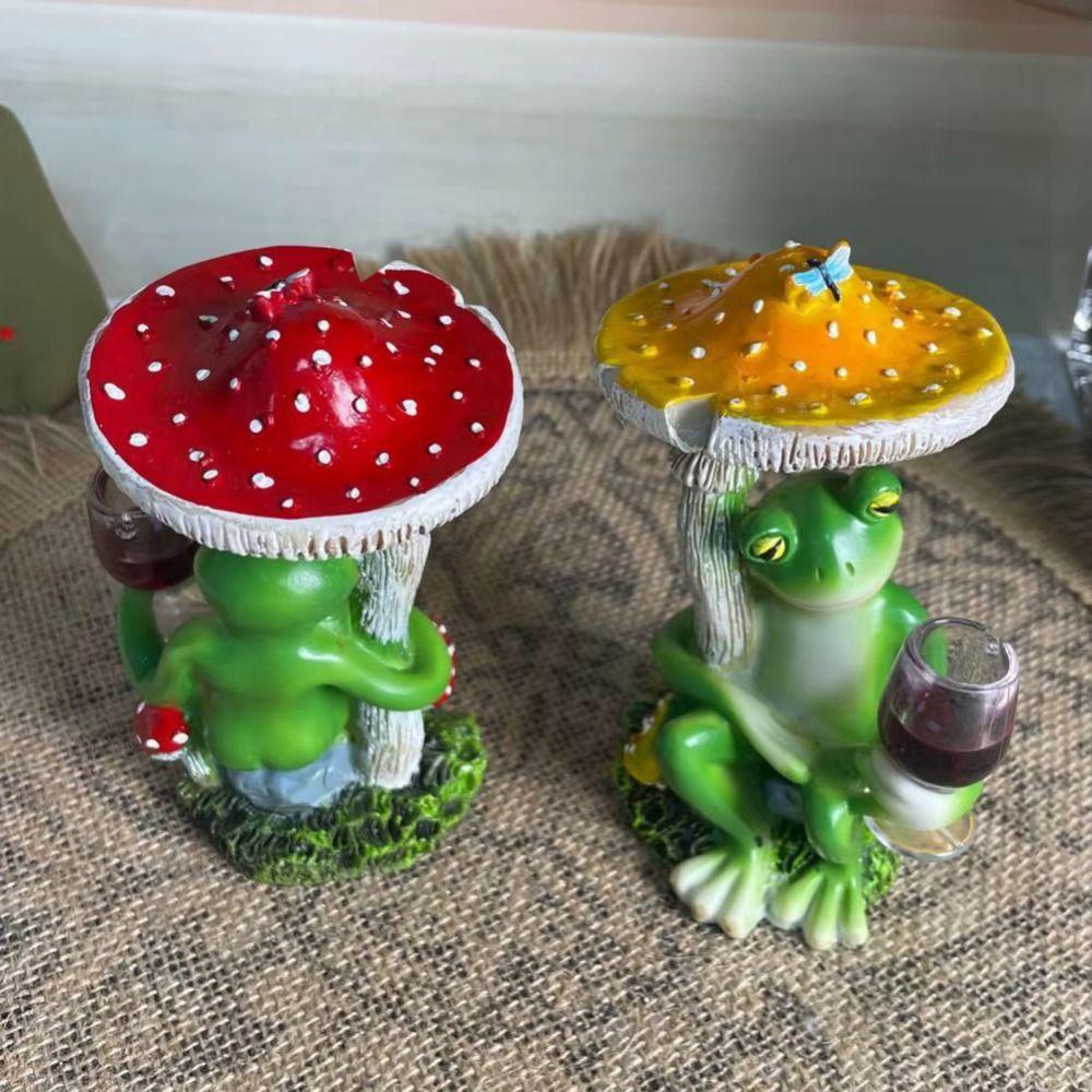 Red/Yellow Mushroom Sitting Frog Ornament Cartoon Resin Frog Sculptures Shelf Home