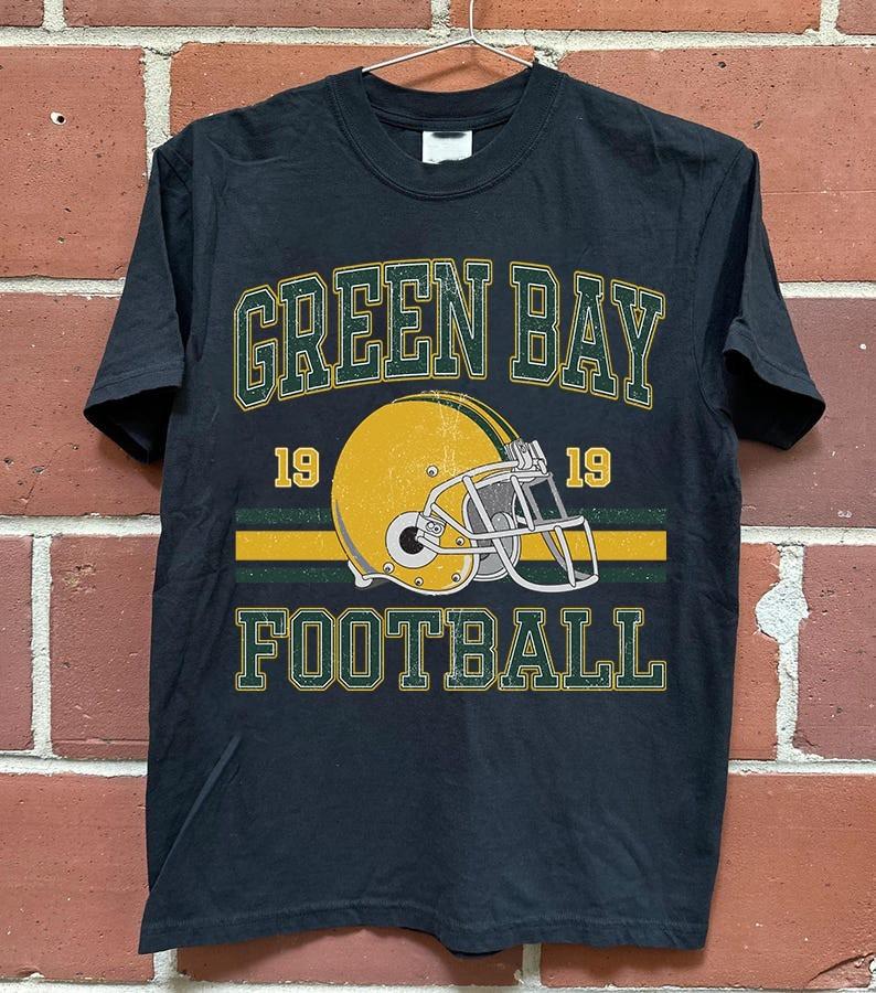 Green Bay Football Vintage Graphic T-Shirt Unisex Retro Sports Fan Tee Est 1919