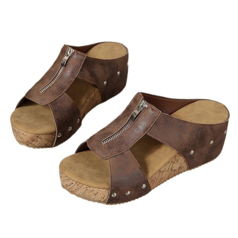 Women’s Studded Wedge Peep-Toe Platform Slide Sandals