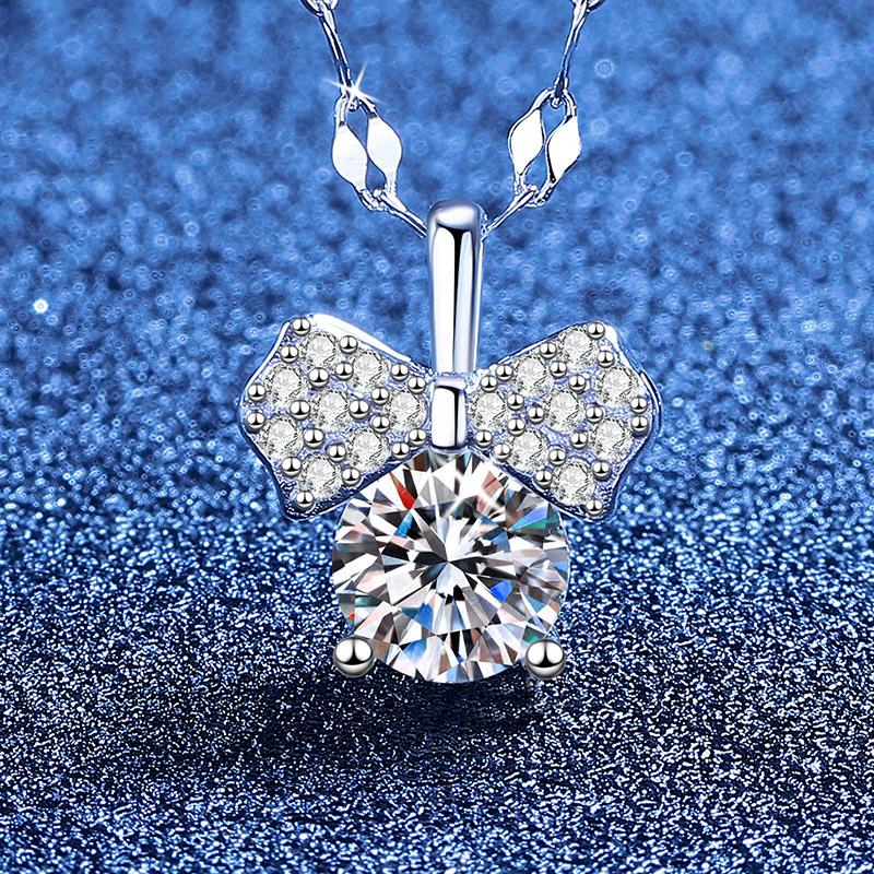 Platinum PT95018k Gold Moissanite Necklace for Women, Classic and Cute 1ct Mickey Fugitive Princess Pendant,Fashionable LipChain