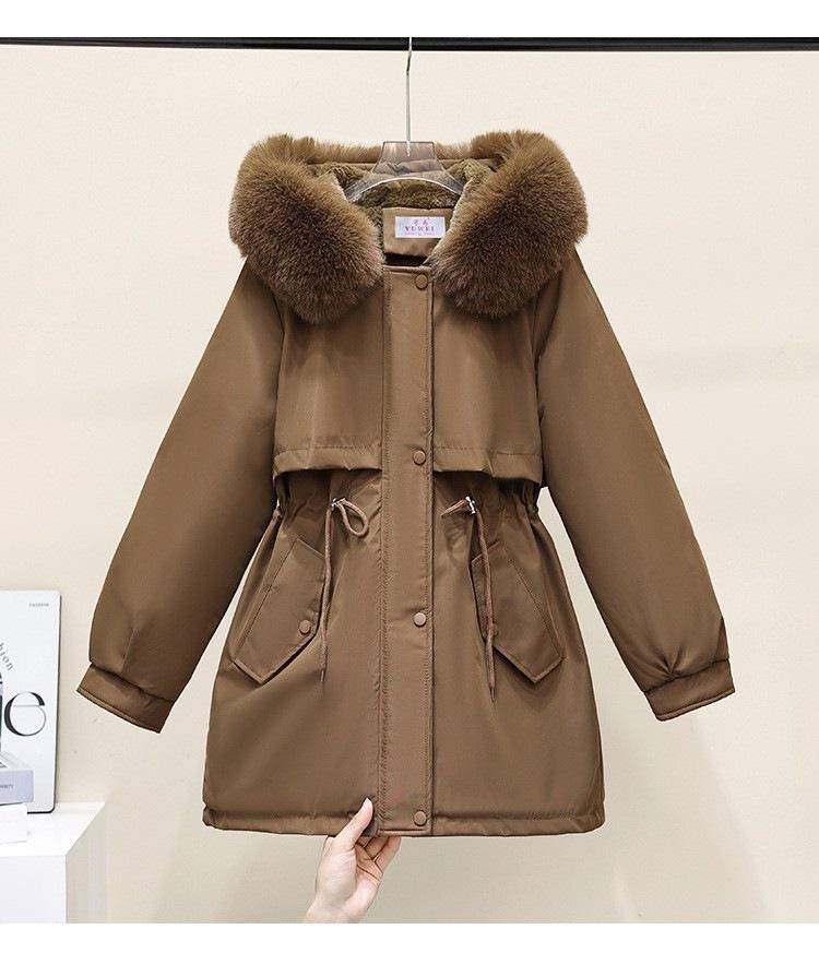 Winter women's Parker cotton clothes, piled and thickened warm jackets, casual versatile hooded small cotton-padded clothes are thick.