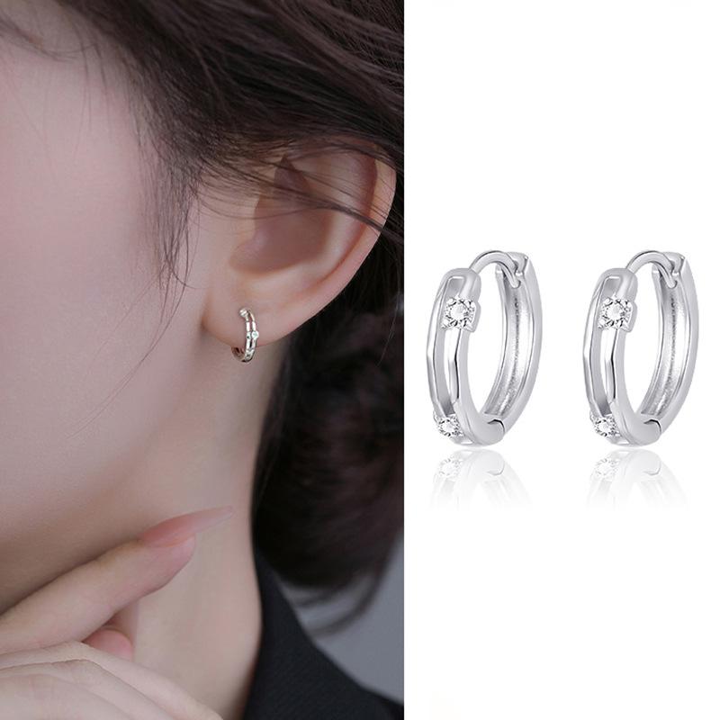 Double-Layer Zircon Ear Buckles, Simple And Cold Wind, Looking Up At Earrings, Female Elegance, Temperament, Super Flash Earrings