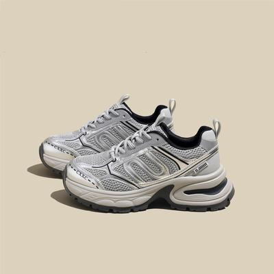 Платформенные кроссовки dad женские 2025 новые весна и осень лето дышащие сетчатые туфли увеличивают рост универсальные и взрывные повседневные спортивные туфли