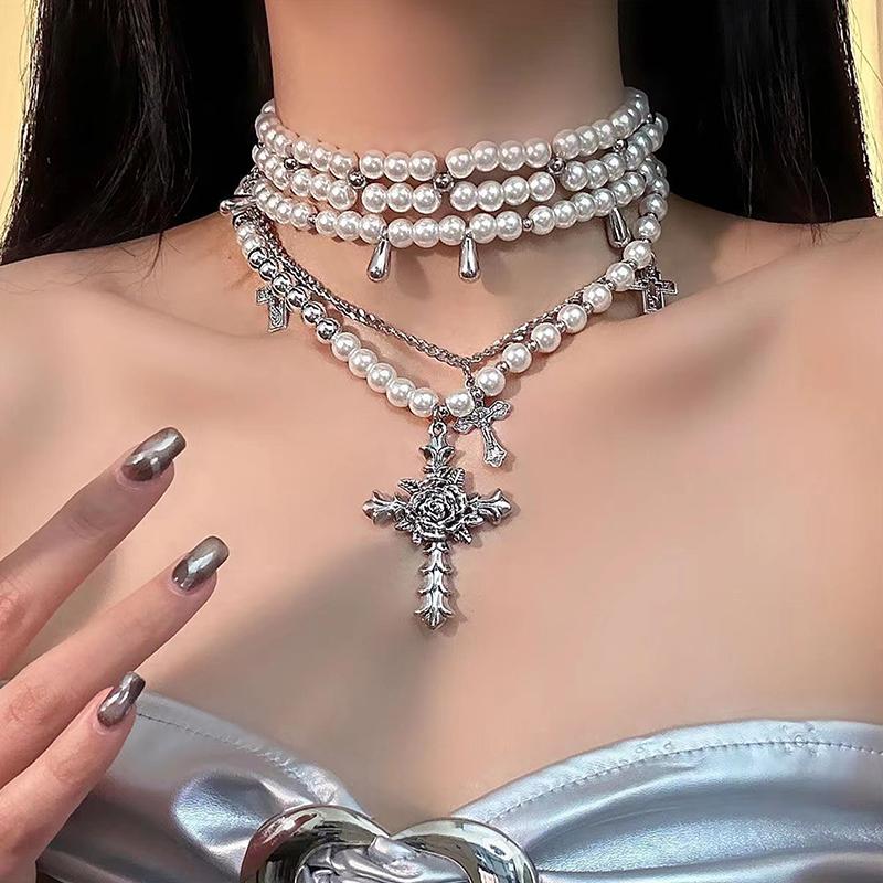 Personalized Multi-Layered Pearl Cross Pendant Necklace Clavicle Chain For Women Temperament Jewelry Accessories Gifts