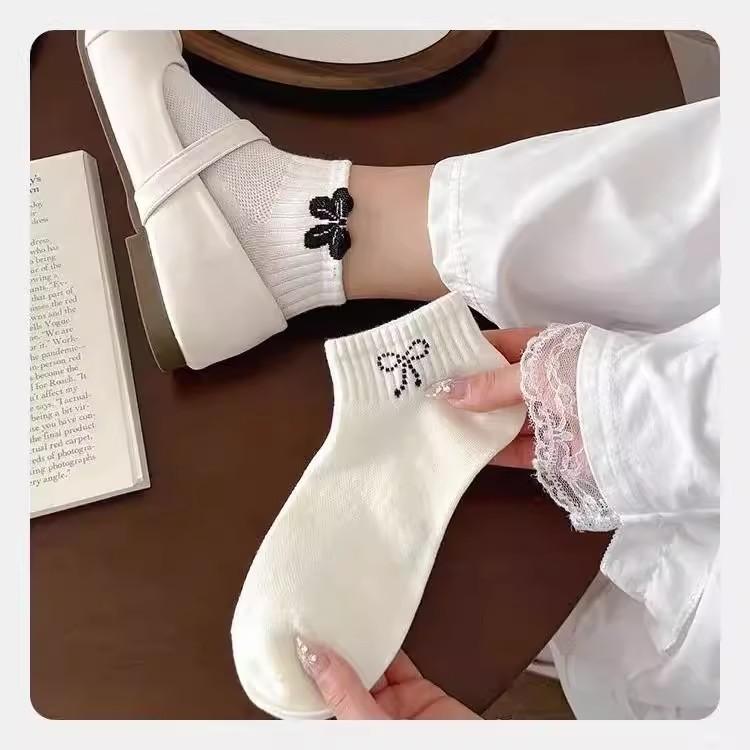 Носки женские короткие модные летние тонкие сетчатые милый бант легкий бортик носки-лодочки студенческие белые универсальные носки