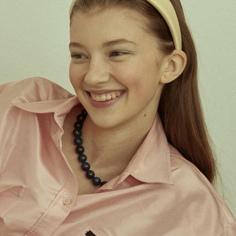 Кремово-желтая атласная повязка на голову Elizabeth Moments