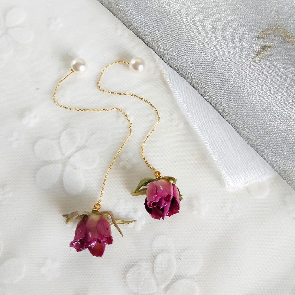 Silver Needle Preserved Flower Earrings - Korean Dongdaemun Style, Super Fairy Dangle Design, Net Red Fashion for Women.