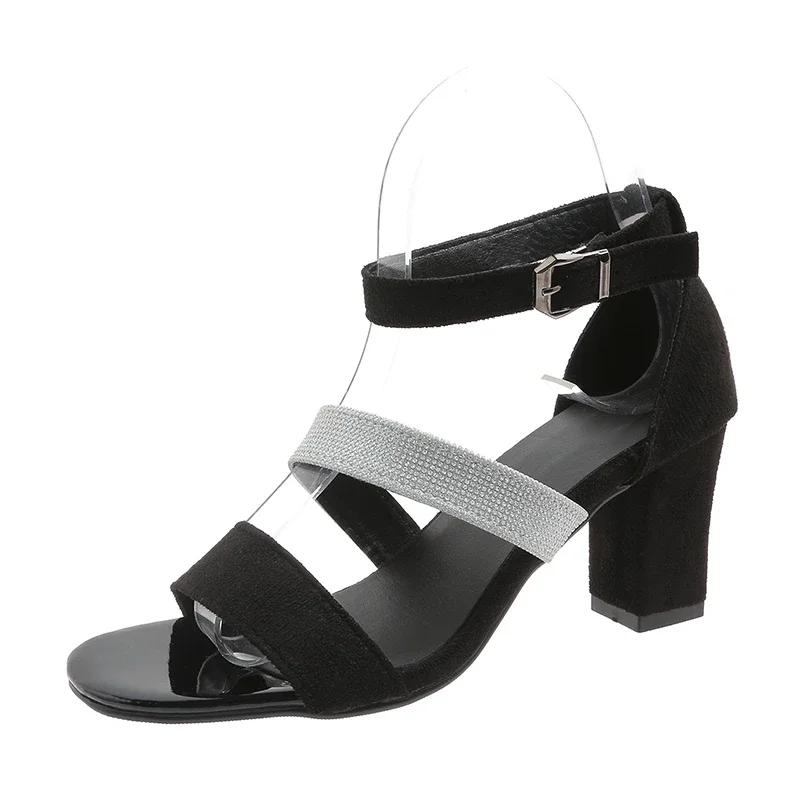 2024 Новые универсальные женские сандалии с открытым носком и квадратным носком, однорядная пряжка, летнее платье, универсальная женская обувь Zapatos De Mujer