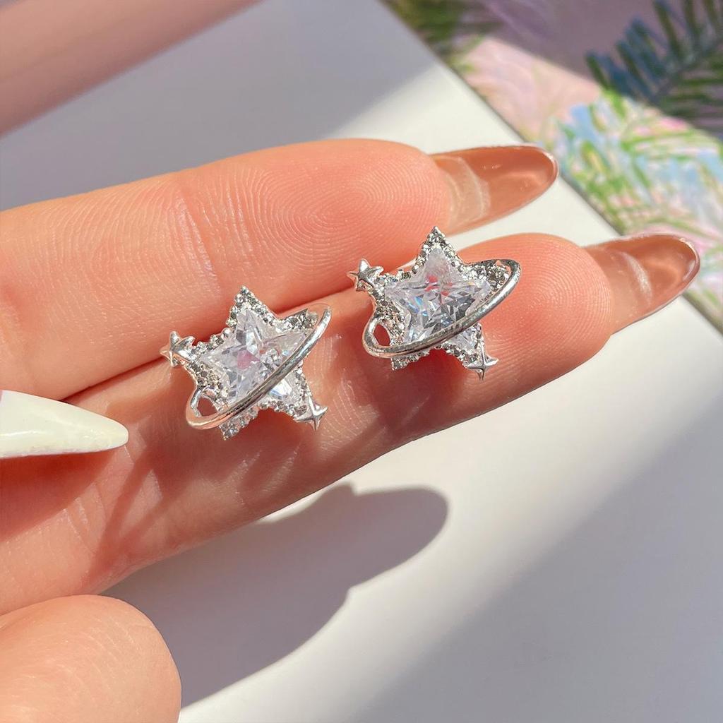 Летние серьги-звезды из циркона для женщин: Серебряная игла, роскошный простой дизайн, стиль ниши, изысканная пятиконечная звезда.