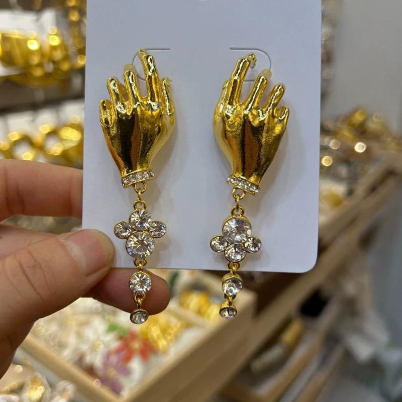 Exaggerated Metal Small Hand Earrings Rhinestone Finger Stud Earrings Punk Personality Fashion Jewelry Accessories For Women