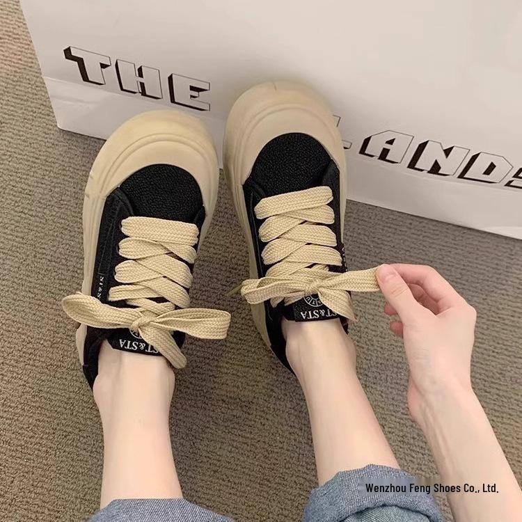 Женские немецкие тренировочные кроссовки 2025 года на толстой подошве: Новые Универсальные Черные Низкие, Нескользящие, Повседневные Скейт-Ботинки