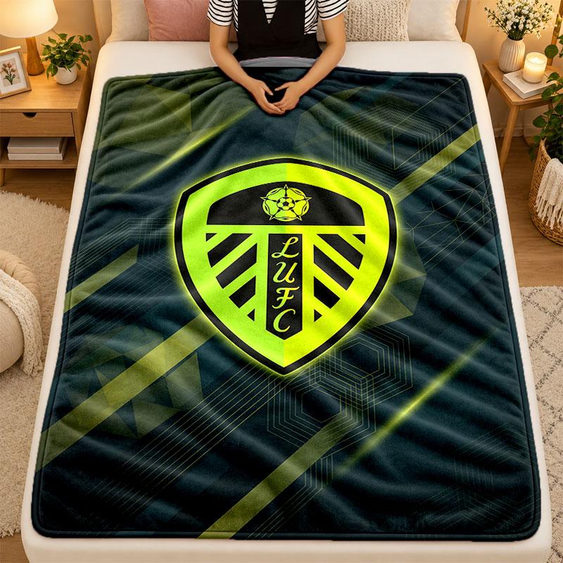 Flannel BlanketLeeds United Warm Soft Throw Blanket for Indoor Sofa Bed Living Room Use