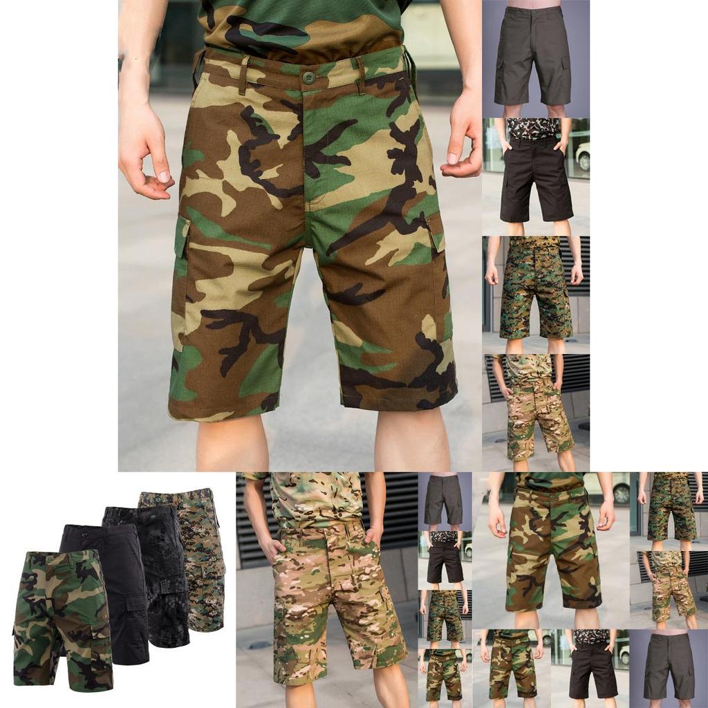 Stylish Men's Army Combat Camouflage Cargo Shorts Featuring Multiple Pockets