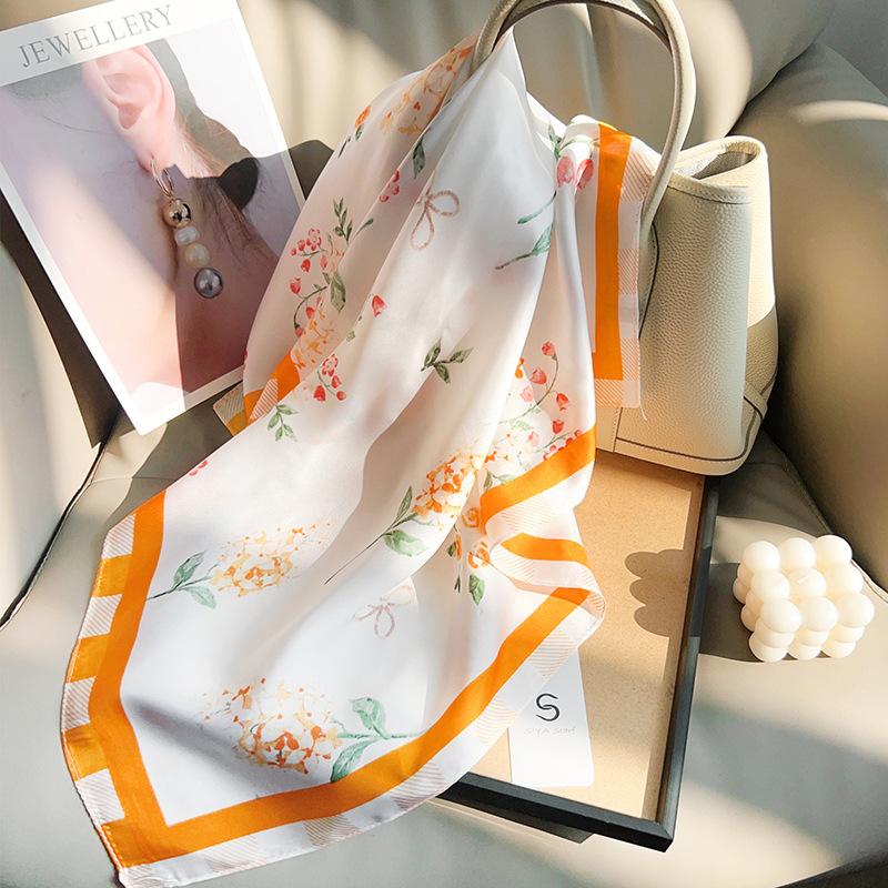 Summer new floral printed silk scarf femininity versatile fashion small square scarf Korean atmosphere neck protection small scarf