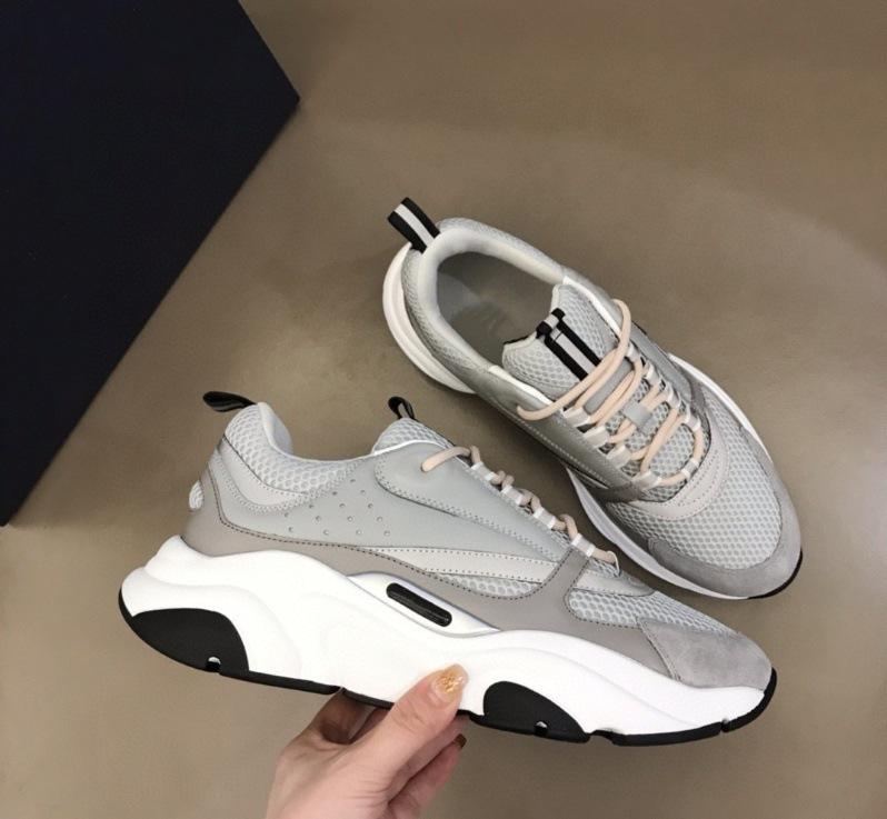 European Station B22 Sports Shoes Fashionable Comfortable Lightweight Casual Shoes Thick Soled Night Light Dad Shoes Running Shoes Fashionable Trend