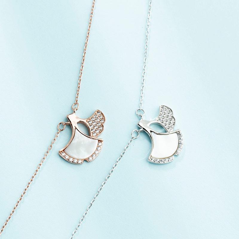 Ожерелье из стерлингового серебра 925 пробы с листьями гинкго и белыми ракушками, женское темпераментное, блестящее, с цепочкой на ключицу