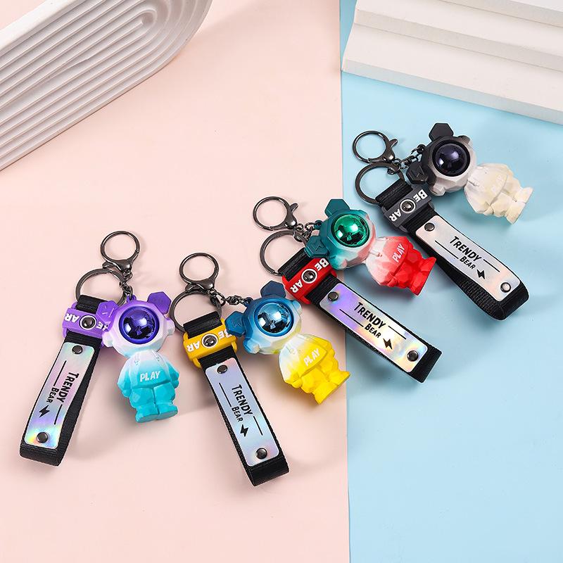 Брелок с медведем в виде градиентной молнии: Креативная подвеска для школьных сумок и подарков