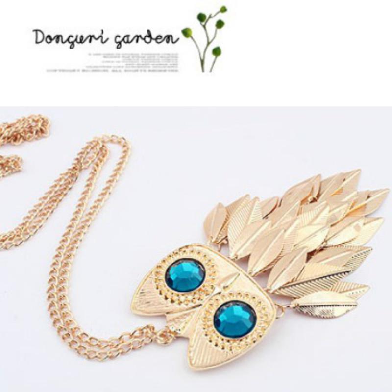 Кулон на цепочке с подвесками в форме совы