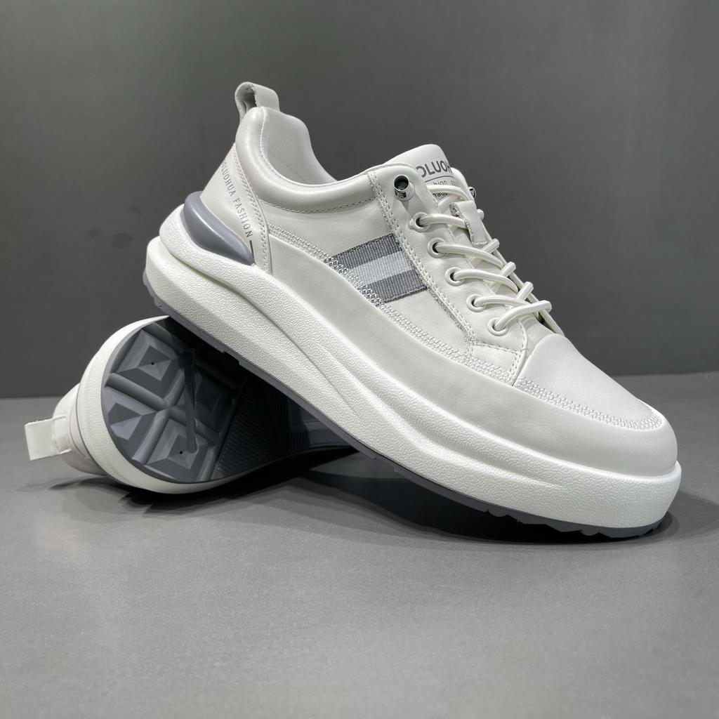 2026 summer new hollow breathable ultra-light platform casual board shoes leather versatile shoes men's shoes