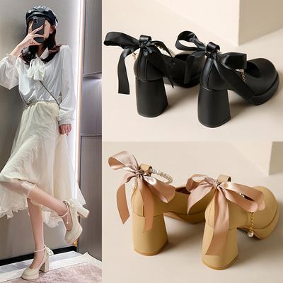 Новые туфли из жемчужной кожи женские корейские версии в сказочном стиле большого размера на толстом каблуке женские модные туфли с бантом 43 размера на высоком каблуке