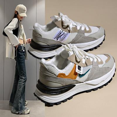Мода 2024 Ретро Женские Кроссовки на Толстой Подошве Серые Кроссовки Женские Сетчатые Повседневные Кроссовки Обувь для Ходьбы Зимняя Теплая Женская Обувь