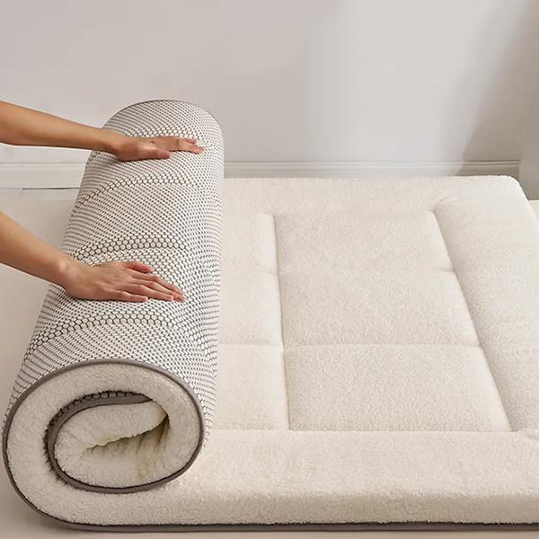 WTEMPO Bedroom Dormitory Single and Double People Padded Quilt Lamb Woolen Mattress Winter Thickened Warm Tatami Plush Cushion
