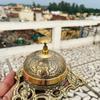 Изящный латунный звонок на стол — повысьте уровень обслуживания на стойке регистрации, в отделе продаж и обслуживания в вашем отеле