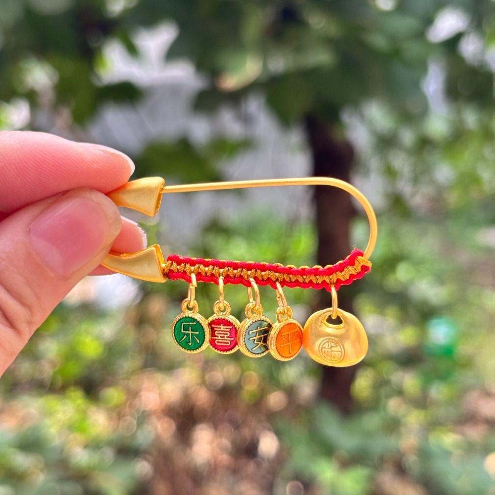 Horse Year Lucky Pins Gold Color Sand-plated Ornaments Fashion Guardian Brooch  Pregnant Women