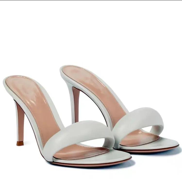 Дизайн модного бренда Простые однотонные женские тапочки 2024 Лето Новые Высокий каблук Черный Золотой Круглый носок Женские сандалии Размер 34-46